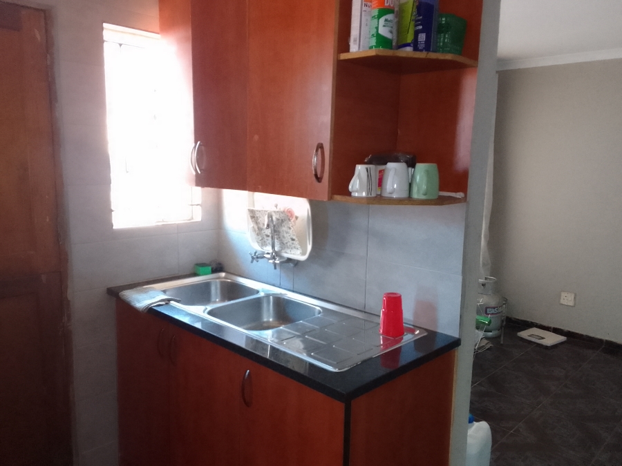 To Let 3 Bedroom Property for Rent in Geelhoutpark North West